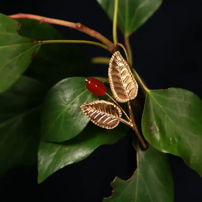 Pin's Eglantine